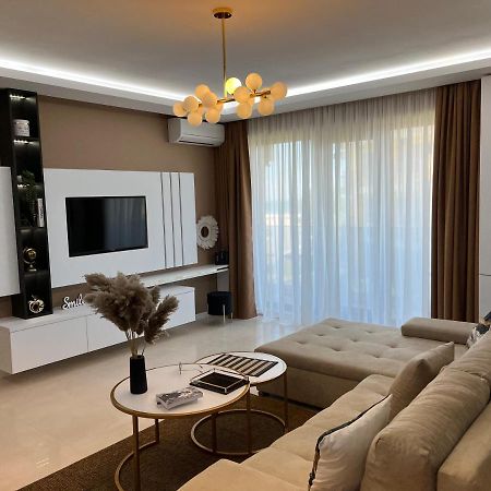 Sas 2 Luxury Apartments Mamaia Buitenkant foto