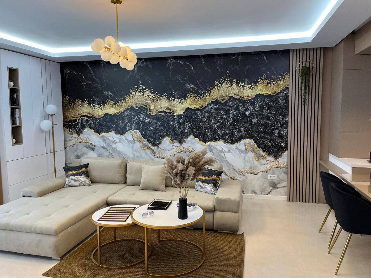 Sas 2 Luxury Apartments Mamaia Buitenkant foto