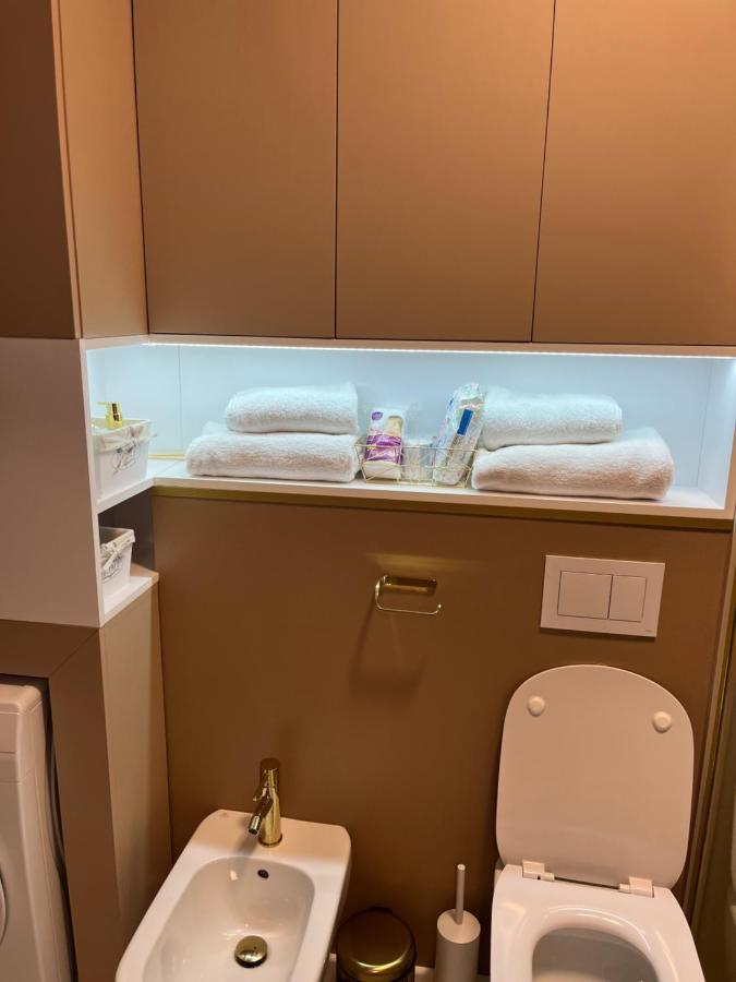 Sas 2 Luxury Apartments Mamaia Buitenkant foto