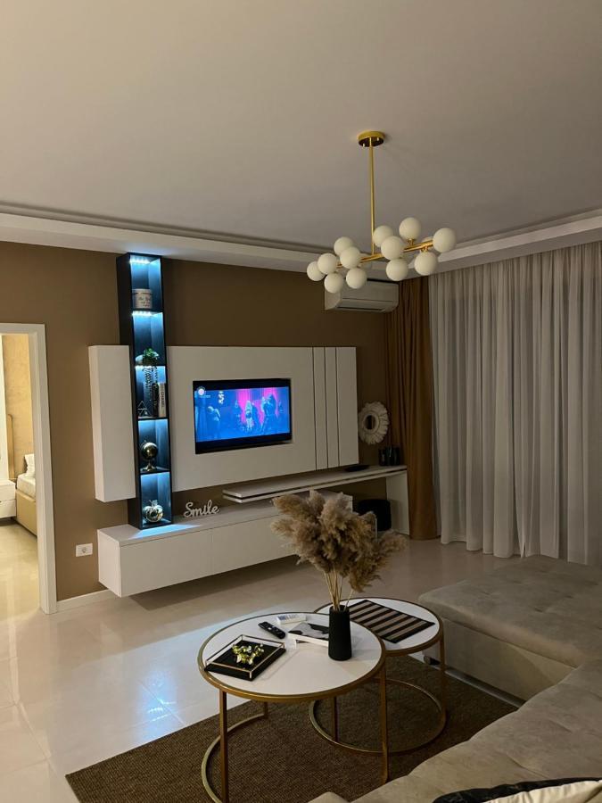 Sas 2 Luxury Apartments Mamaia Buitenkant foto