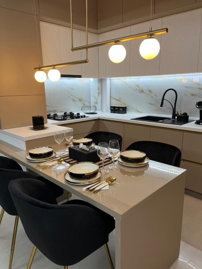Sas 2 Luxury Apartments Mamaia Buitenkant foto