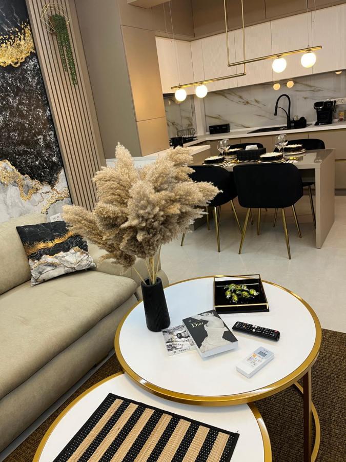 Sas 2 Luxury Apartments Mamaia Buitenkant foto