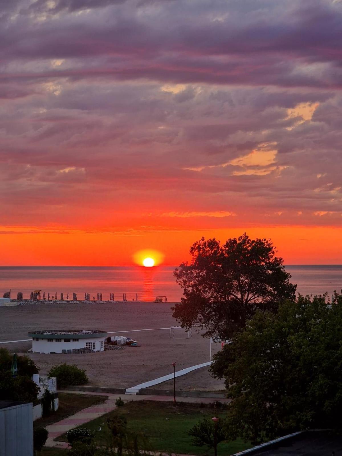 Sas 2 Luxury Apartments Mamaia Buitenkant foto